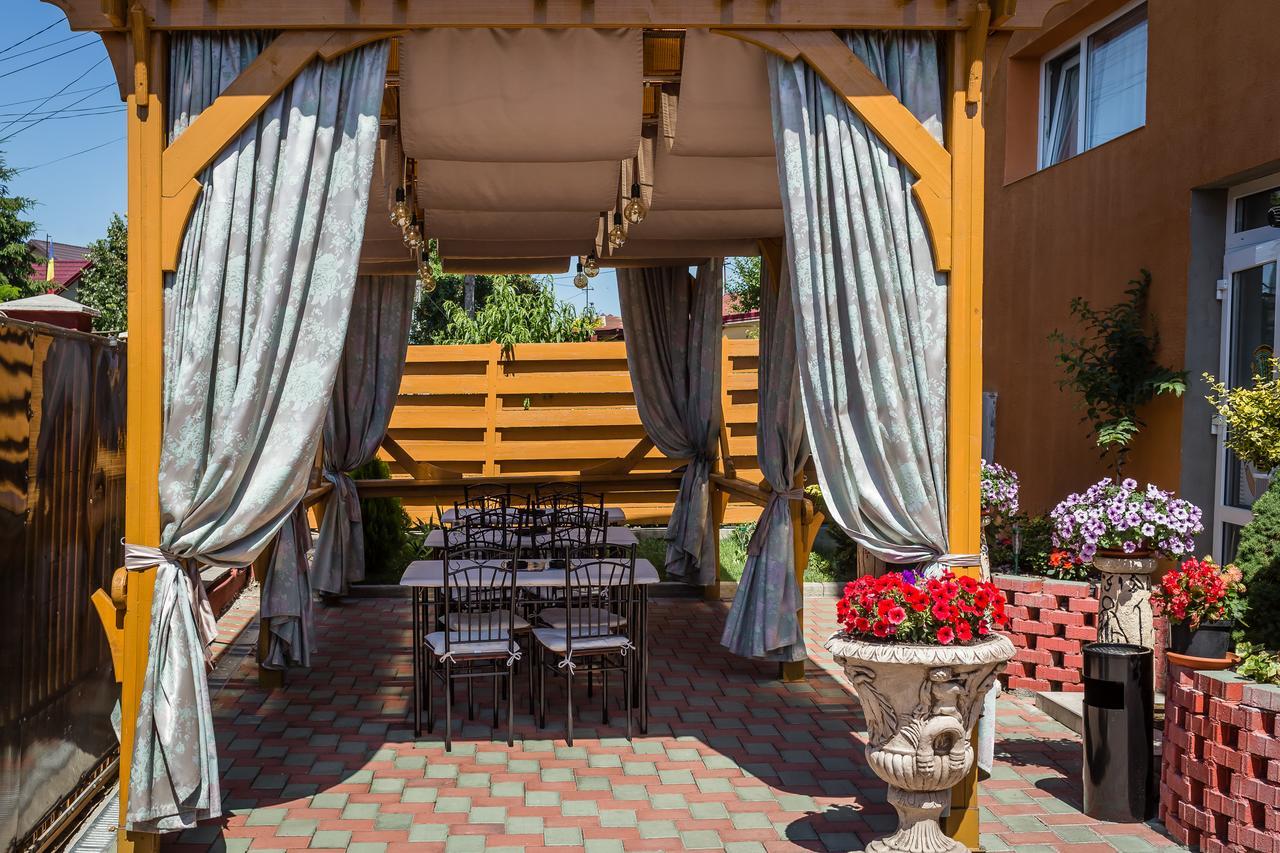 Cleopatra Residence Iasi Buitenkant foto