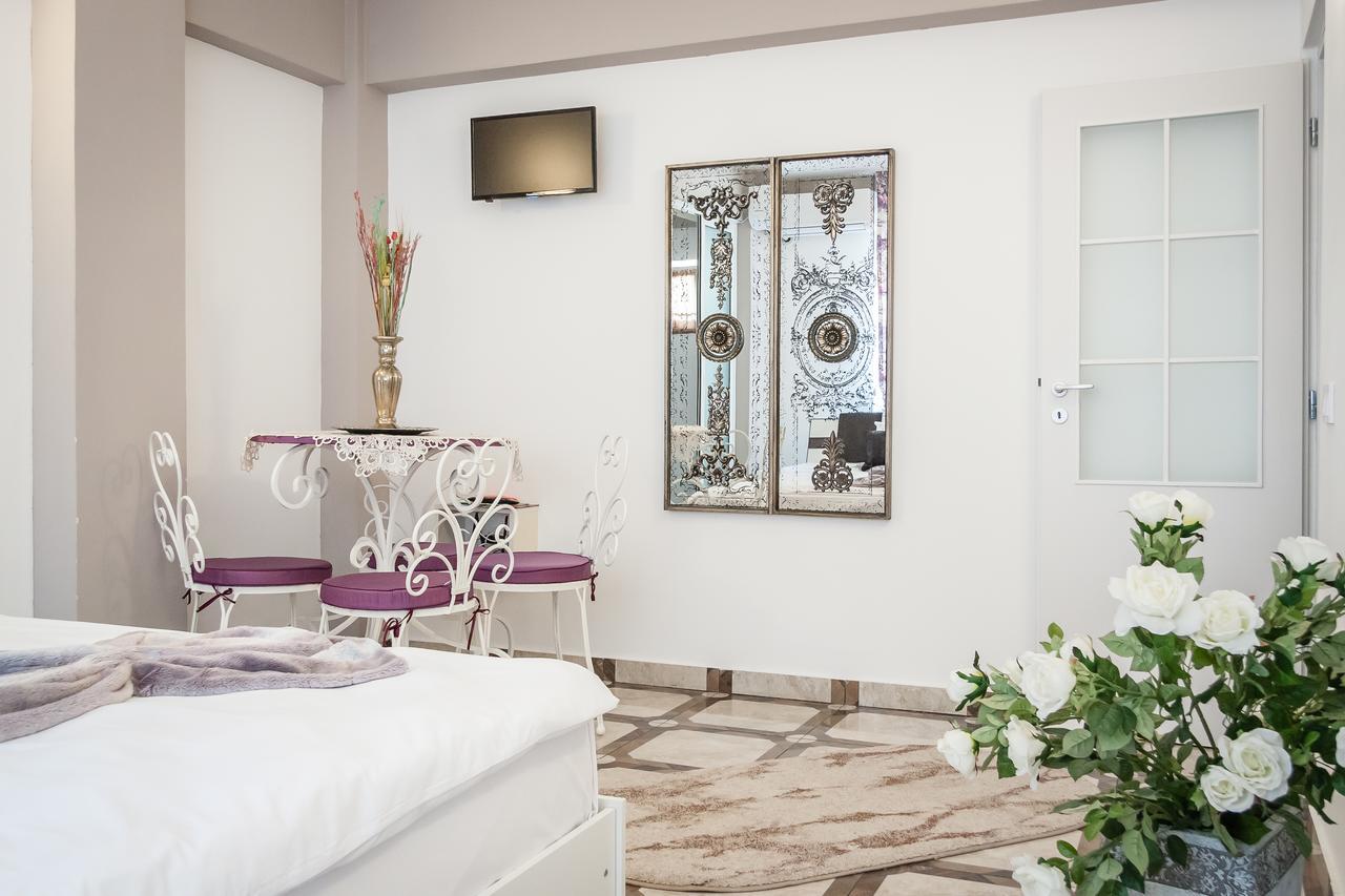 Cleopatra Residence Iasi Buitenkant foto