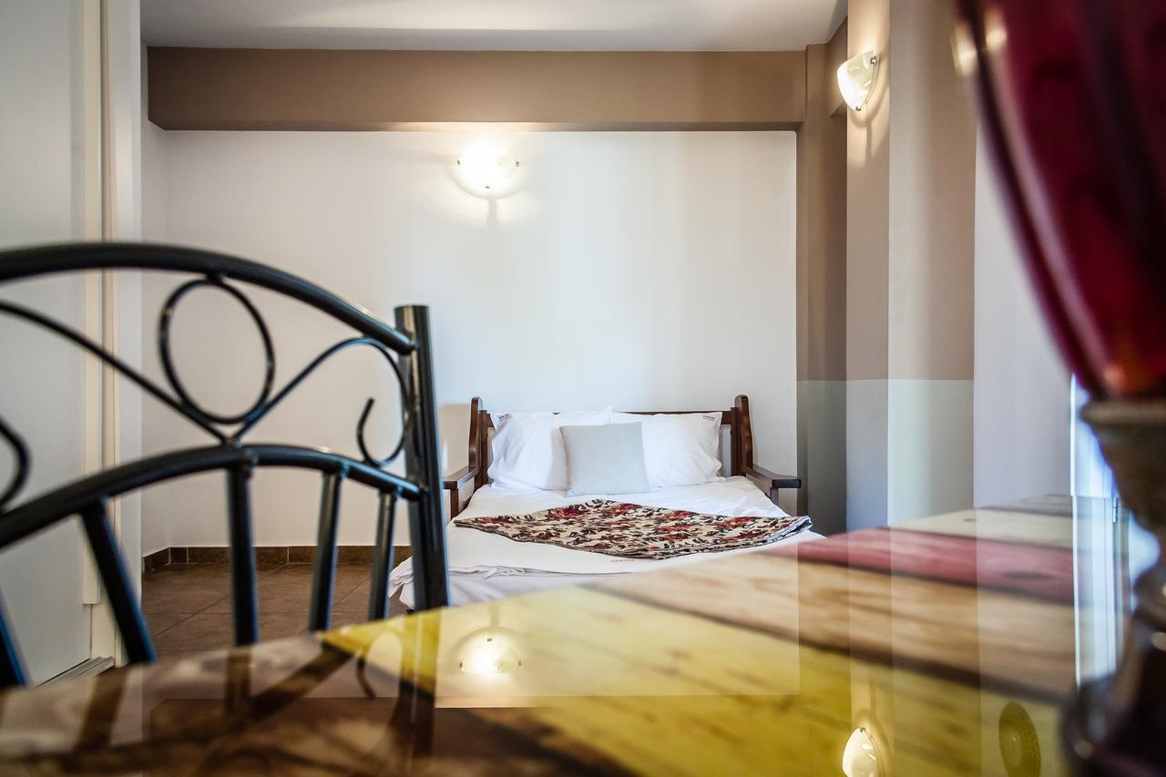 Cleopatra Residence Iasi Buitenkant foto